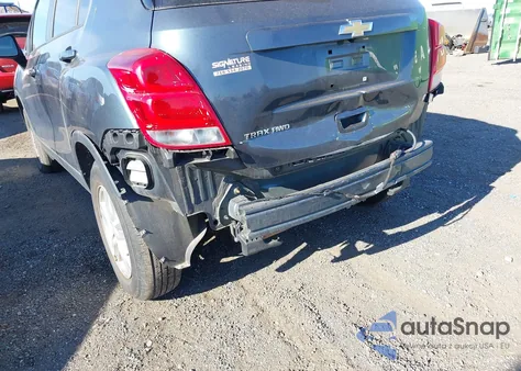 2022 Chevrolet Trax Awd Lt z USA, uszkodzony, nr VIN KL7CJPSM7NB560335